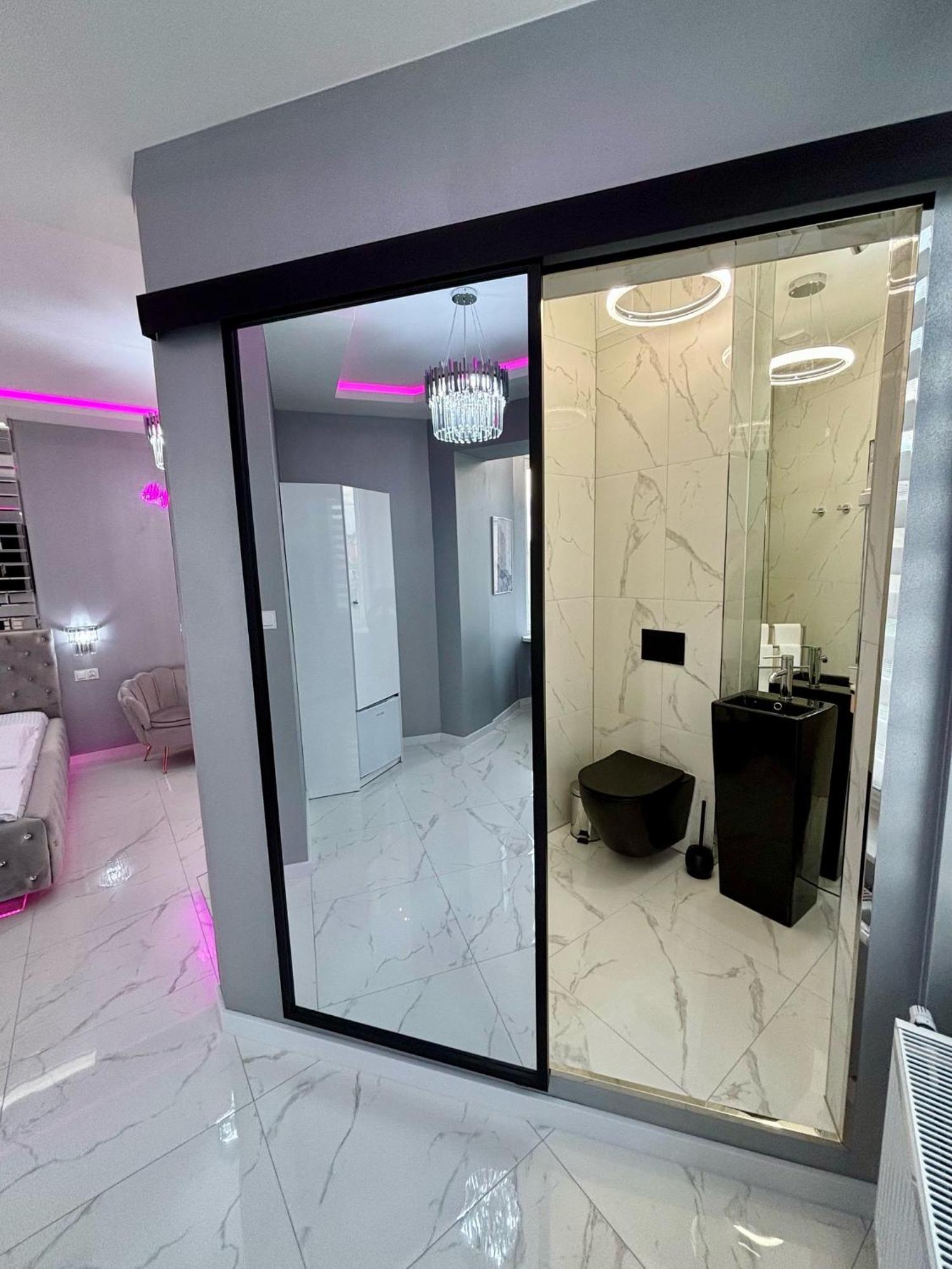 Apartament "Prezydencki Deluxe" Centrum Z Duza Wanna Dla Dwojga Гнезно Екстер'єр фото