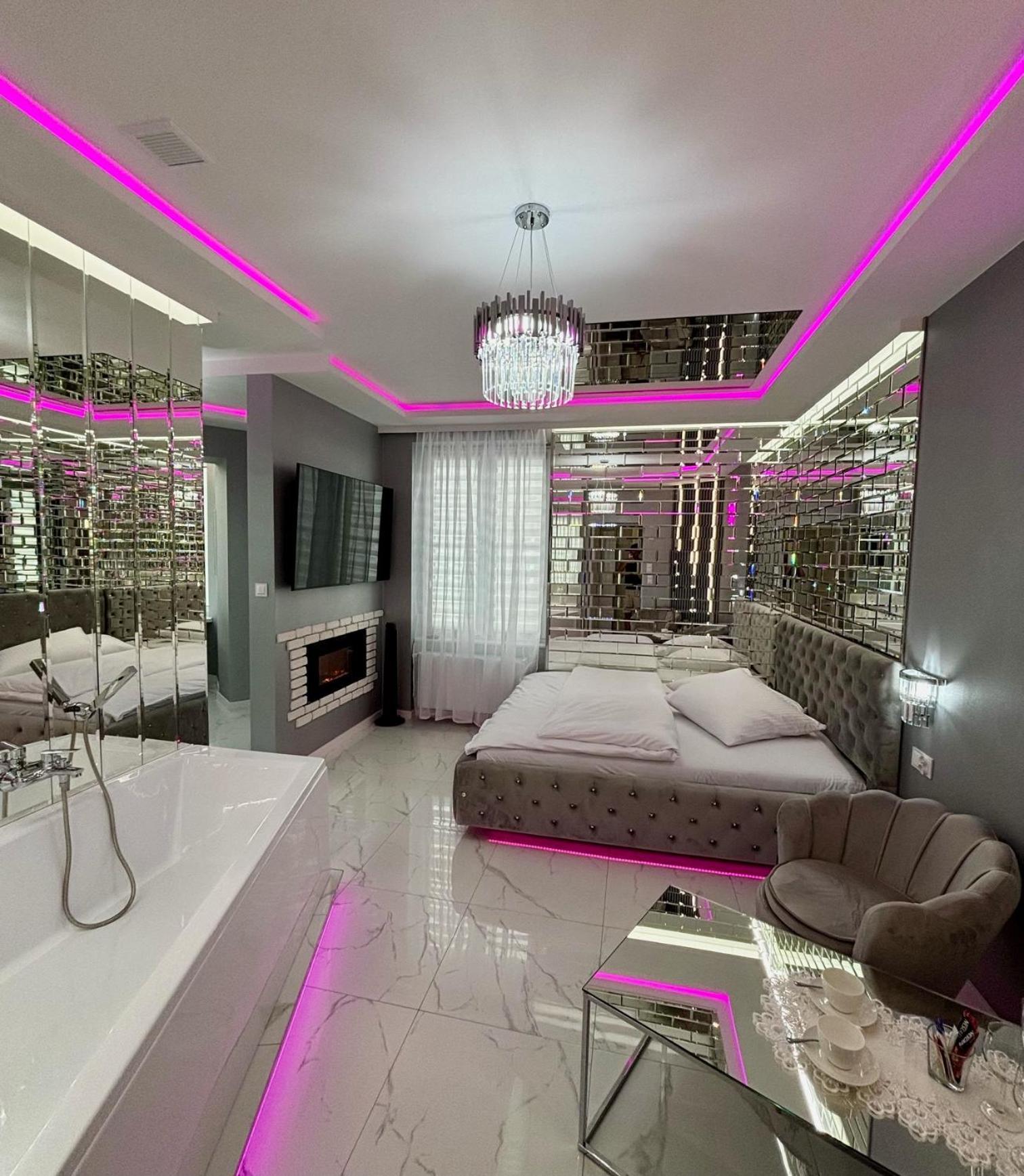 Apartament "Prezydencki Deluxe" Centrum Z Duza Wanna Dla Dwojga Гнезно Екстер'єр фото